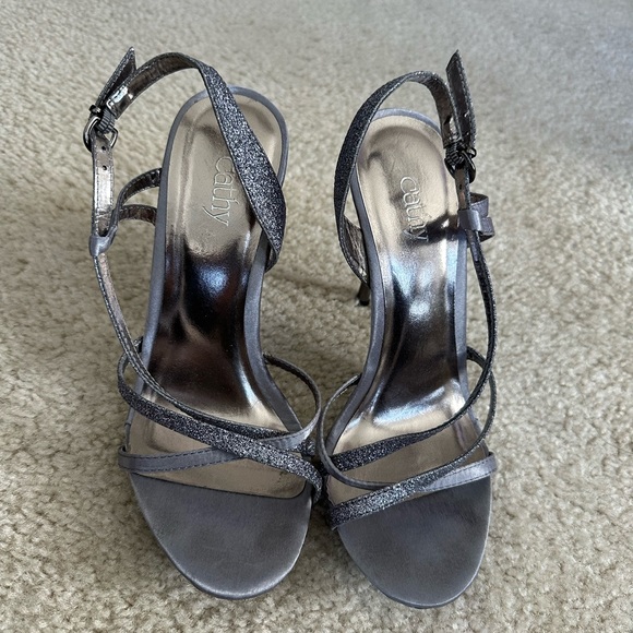 Strappy glittery silver shoes! Still got a lot of life in them! - Picture 2 of 3